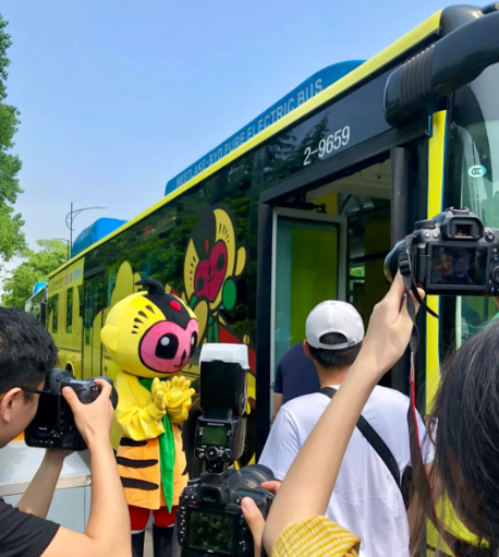 杭州首批动漫公交正式开通
