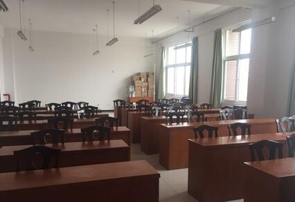 国内首家电竞学院落成:学费近2万 可获大专文